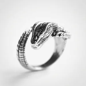 Retro Crocodile Open Ring For Men Women Personalized Adjustable Animal Wrap Ring Antique Gold Silver Alloy Punk Jewelry