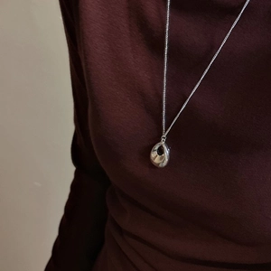 Collier minimaliste en argent sterling S925 avec pendentif goutte d'eau sur tricot