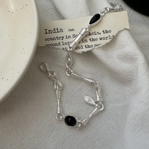 S925 sterling silver black onyx bracelet with vintage wire-wrapped bohemian design