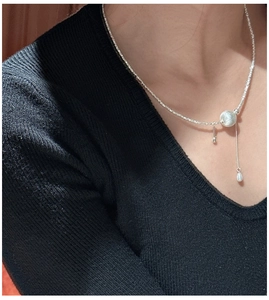Collier en Y en argent 925 avec perle brossée et pendentif goutte d'eau élégant