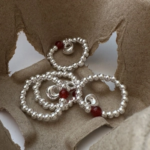 Handcrafted S925 sterling silver beaded ring set with red agate and heart charms