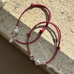 Bracelet en Corde Rouge Dauphin en Argent Sterling 925 pour Femmes Pendentif Animal Cloche Cordon Tressé Réglable Bijoux