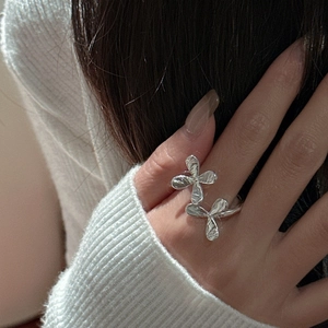 Minimalist S925 sterling silver open ring with dual floral textures for women