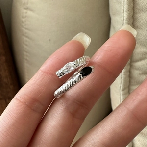Minimalist S925 silver cross ring featuring black and clear marquise cubic zirconia stones