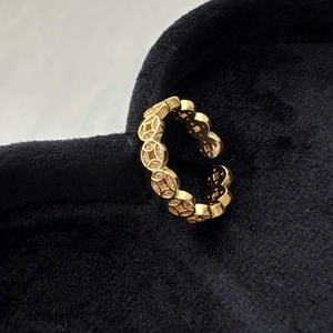 Adjustable S925 silver gold coin ring with zircon stones in a minimalist vintage style