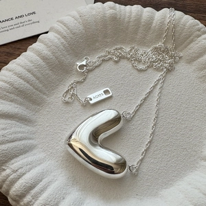 925 Sterling Silver Heart Pendant Necklace For Women Minimalist 3D Hollow Heart Glossy Clavicle Chain Vintage Daily Jewelry