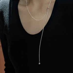 Minimalist S925 sterling silver Y-shaped tassel necklace with small round bead pendants