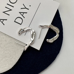 925 Sterling Silver Irregular Fluid Lava Curved Hook Stud Earrings For Women Modern Minimalist Trendy Fashion Jewelry