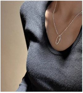 Minimalist S925 sterling silver beaded chain with elegant oval double ring pendant