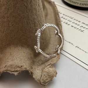 Polished S925 sterling silver bow knot open ring with vintage minimalist design