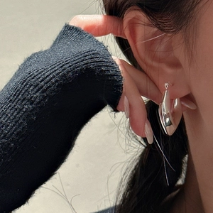 Minimalist S925 sterling silver hollow shield earrings with liquid metal polished finish