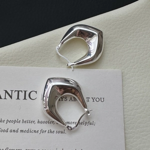 Minimalist S925 sterling silver hollow shield hoop earrings with polished U-shape design