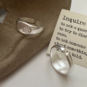 Minimalist S925 sterling silver open rings with matte texture and sparkling stones