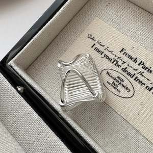 S925 sterling silver saddle ring with wire-wrapped layers and unique triangular profile