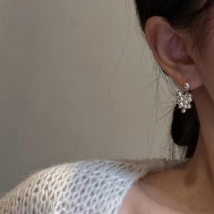 Elegant S925 sterling silver grape cluster earrings for women in minimalist vintage style