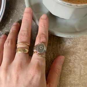 Ensemble de bagues S925 argent et or au style vintage avec chevalière et gemmes