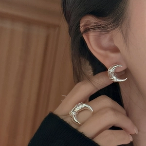 Minimalist S925 sterling silver knotted moon ring set with twisted croissant design
