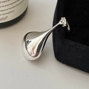 Polished S925 sterling silver hollow water drop pendant with 3D minimalist liquid metal design