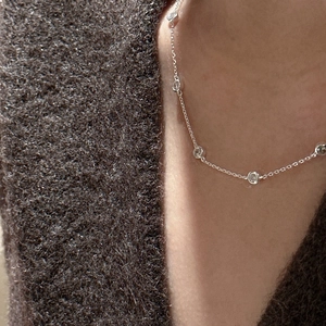 Minimalist S925 sterling silver necklace with cubic zirconia beads for women