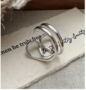 Artistic S925 sterling silver multilayer ring with an irregular layered winding design
