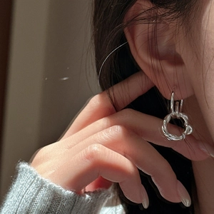 S925 sterling silver twisted knot hoop earrings with a textured vintage design for women