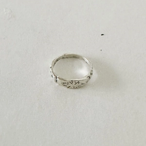 Bague en argent sterling S925 minimaliste avec motif rayon de soleil et fini mat rétro
