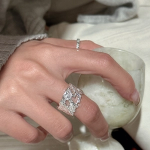 S925 sterling silver textured ring with hollow heart design and stackable diamond band