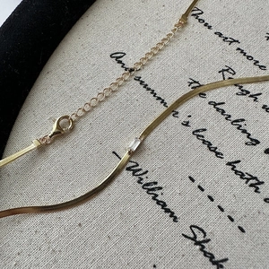 Minimalist S925 sterling silver gold snake chain necklace with emerald cut zircon pendant