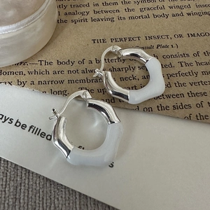 Minimalist S925 silver irregular hoop earrings with white enamel bamboo-style texture