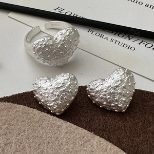 Artistic S925 sterling silver heart earrings and ring set with textured matte finish