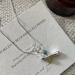 Minimalist S925 sterling silver snake chain necklace with green turquoise stones