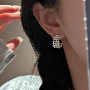 S925 sterling silver woven mesh C-shape hoop earrings for women with minimalist style