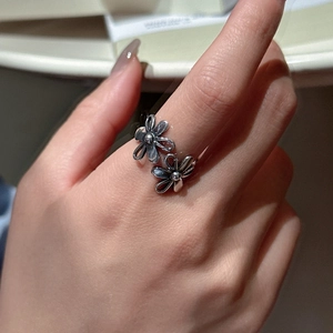 Elegant S925 silver double daisy flower ring with adjustable open band for women