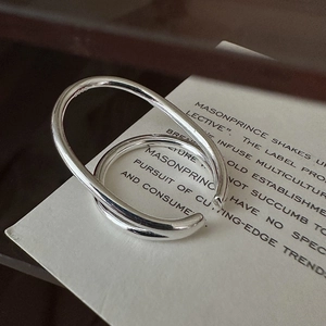 Minimalistischer S925 Sterlingsilber Ring mit elegantem geometrischem Crossover-Design