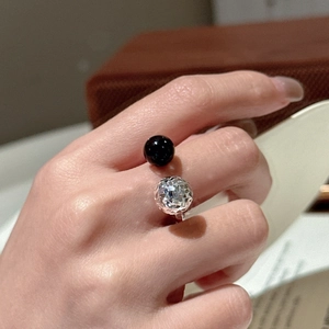 Bague ouverte en argent 925 avec onyx noir et perle facettée au style minimaliste coréen