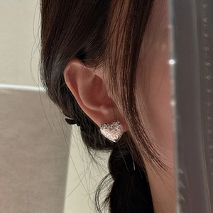 Elegant heart-shaped S925 sterling silver studs with shimmering faceted ice texture