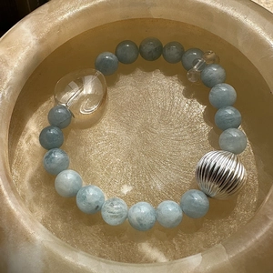 Bracelet en perles d'aigue-marine en argent S925 avec breloque cœur et perle argent