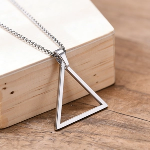Collier pendentif triangle géométrique Viking en acier inoxydable pour homme