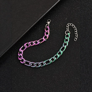 Regenbogenfarbenes Edelstahl-Panzerarmband mit Karabinerverschluss für Damen und Herren