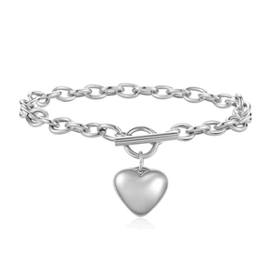 Bracelet argenté avec pendentif cœur poli, chaîne à maillons épais et fermoir à bascule