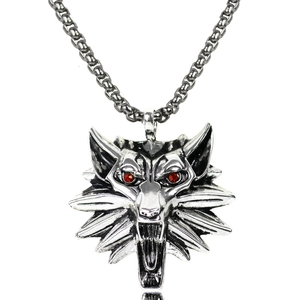 Wolf head pendant necklace in silver stainless steel with red eyes for men and gamers