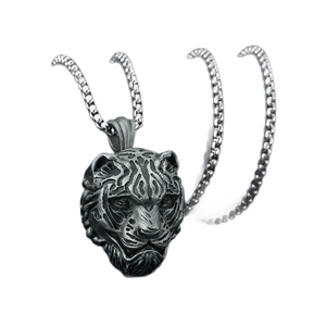 Collier avec pendentif tête de tigre en acier titane rétro pour homme avec chaîne boîte