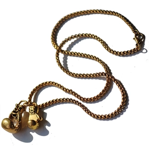 Collana con ciondolo a guantone da boxe in acciaio inossidabile oro antico e catena