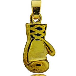 Gouden 3D bokshandschoen hanger van gepolijst titanium staal voor sportliefhebbers