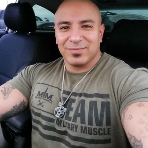 Men's stainless steel dumbbell weight plate pendant necklace in a military fitness style