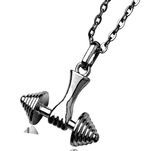 Collier de fitness avec pendentif haltère en acier inoxydable argenté pour femmes