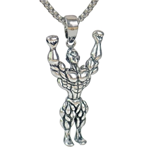 Détail du pendentif musculation pour homme en acier poli avec chaîne à mailles