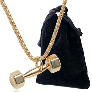 Collier haltère doré pour fitness avec chaîne box et pochette cadeau noire sur fond blanc