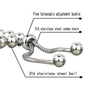 Détail de la chaîne serpent réglable en acier inoxydable 316 avec billes et boucle coulissante