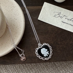 Collier Pendentif Cœur Fleur Camée en Argent Sterling 925 Vintage Bijoux Rose Noir Blanc Électroplaqués pour Femme